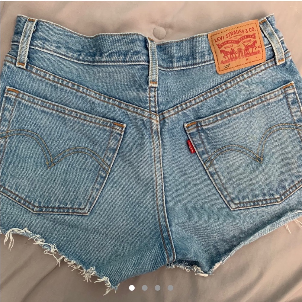 Levi 501 Lightwash Denim Shorts